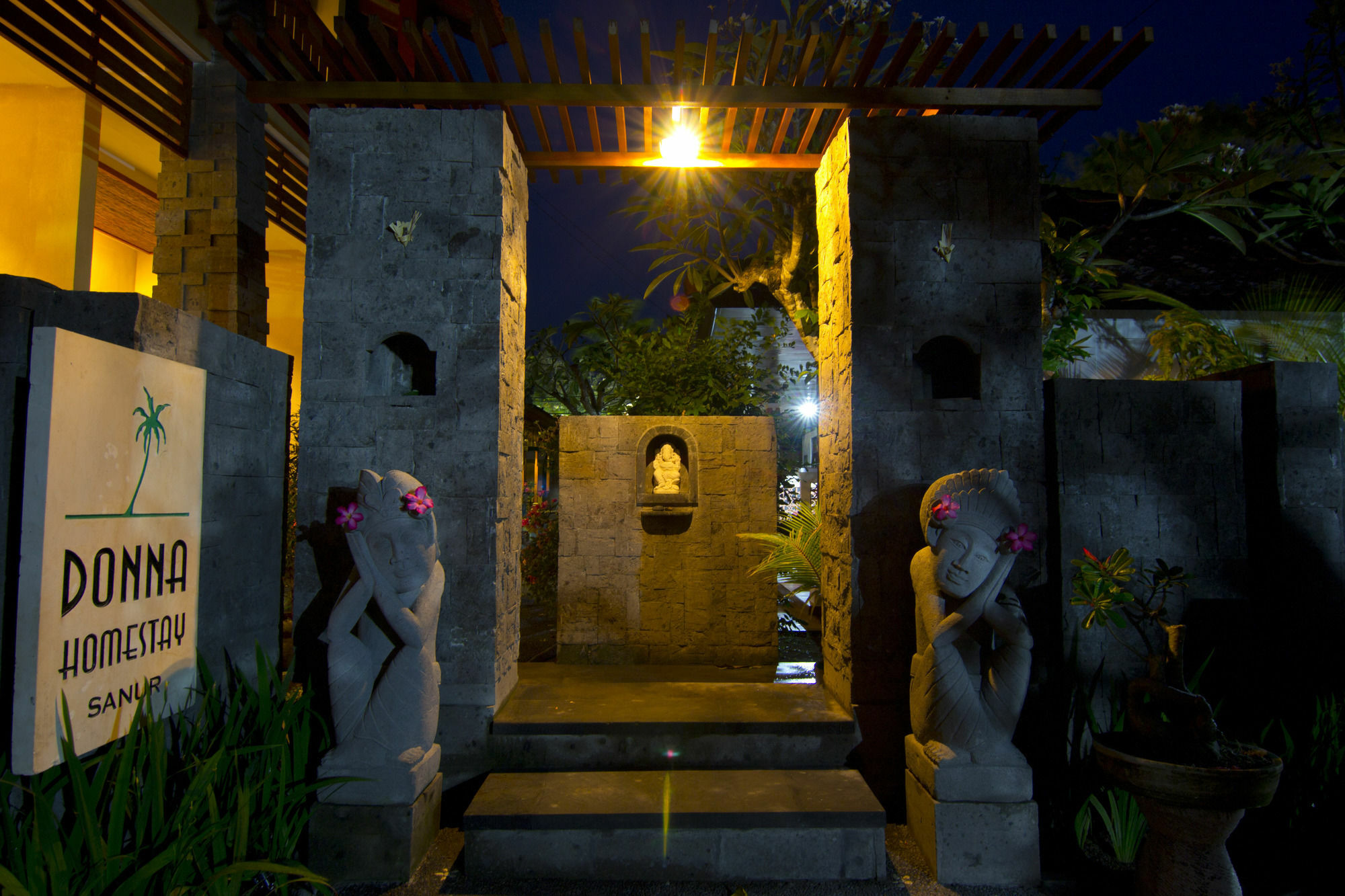 Donna Homestay Sanur Exterior foto